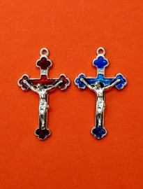 Crucifixo em Metal Resinado 03 unidades