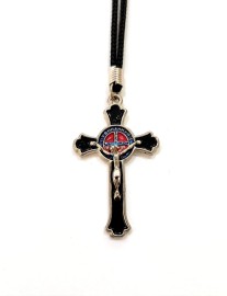 Crucifixo de So Bento Pintado com Cordo para Pescoo, 5 x 3 cm  c/03 Unidades