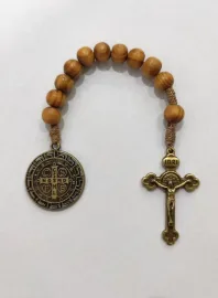 Dezena Aberta em Madeira 8mm Medalha e Cruz de S�o Bento