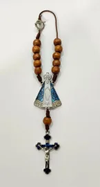 DEZENA CARRO APARECIDA C/STRASS E CRUZ RESINADA